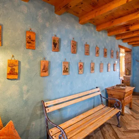 Dom wakacyjny Stunning home in Izola w/ Outdoor swimming pool, Jacuzzi&5 Bedrooms Izola